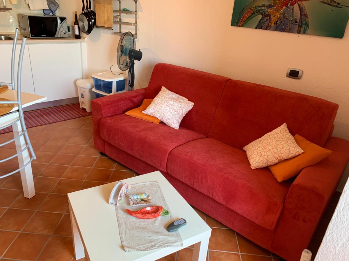 Casa Vacanze Irene 斯卡莱阿 外观 照片